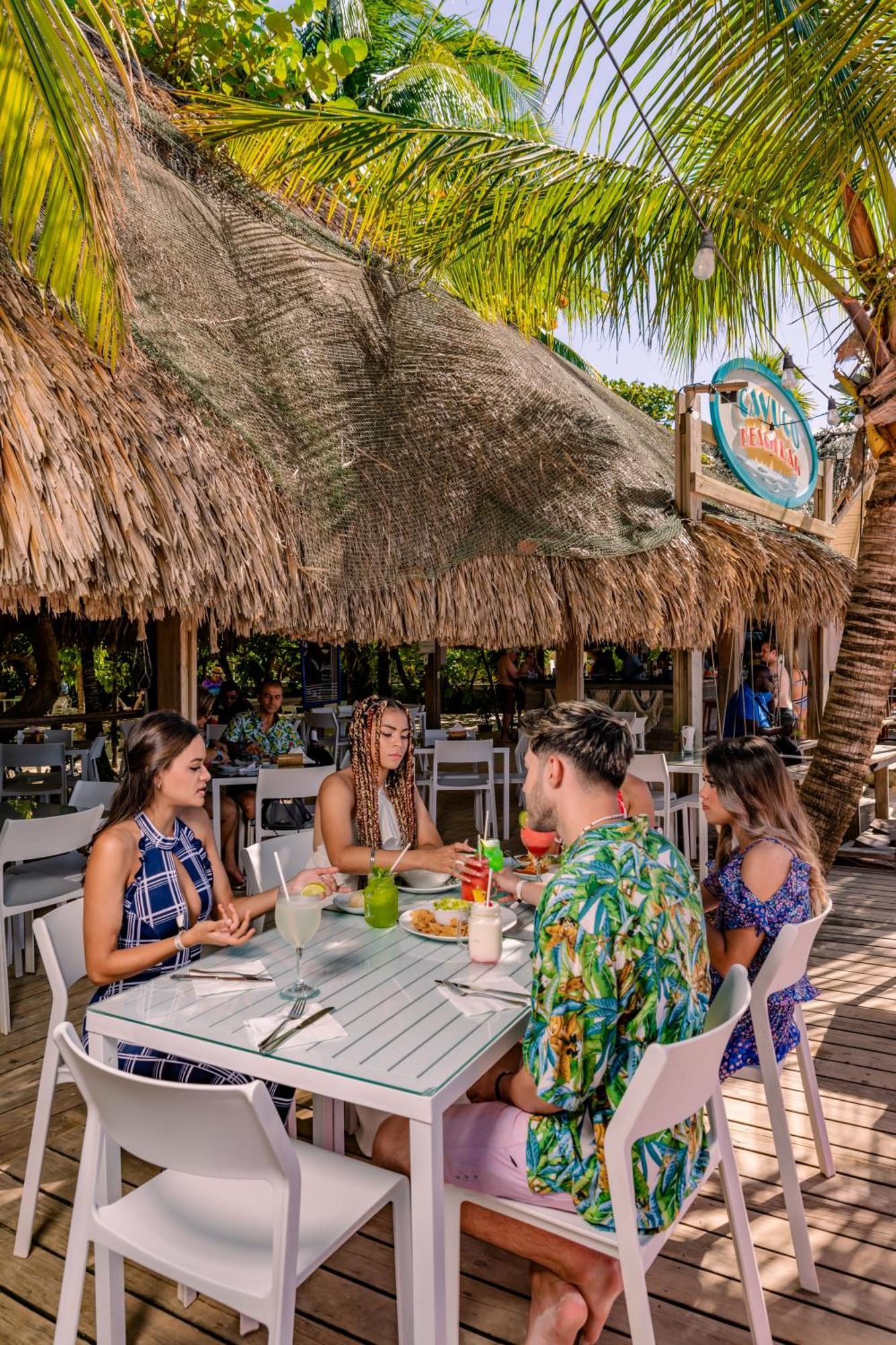 Paradise Beach Hotel West Bay Exterior foto